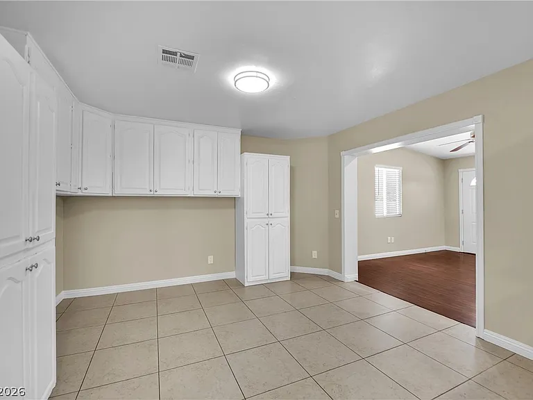 756 Charwood Cir — Photo 16