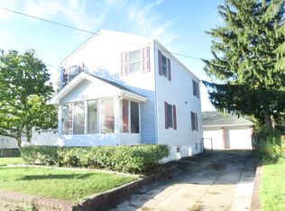 75 Harding Ave, Parlin, NJ 08859