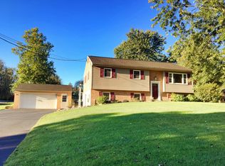 212 Buchert Rd, Gilbertsville, PA 19525