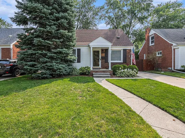 3006 N Blair Ave, Royal Oak, MI 48073