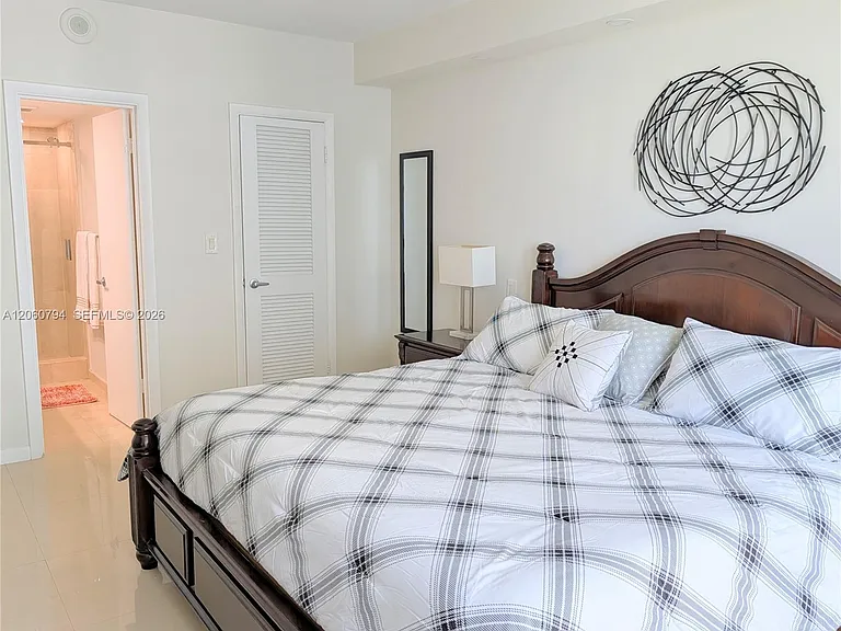 10275 Collins Ave #1106 — Photo 16