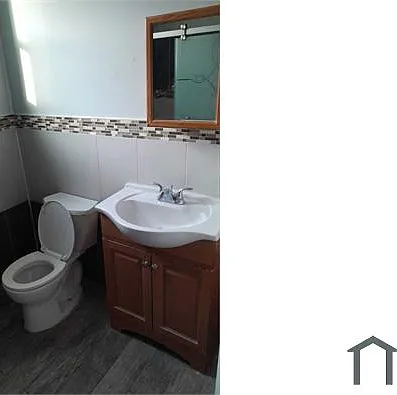 4 bed, $2,200 — Photo 3