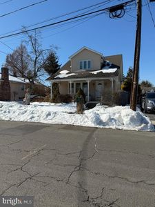 327 McAdoo Ave, Hamilton, NJ, 08619