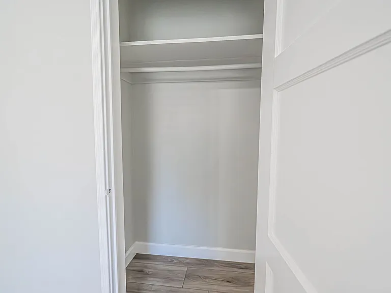 2031 N Parish Pl — Photo 13