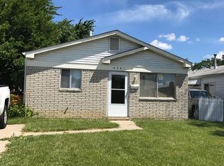 8291 Paige Ave, Warren, MI 48089