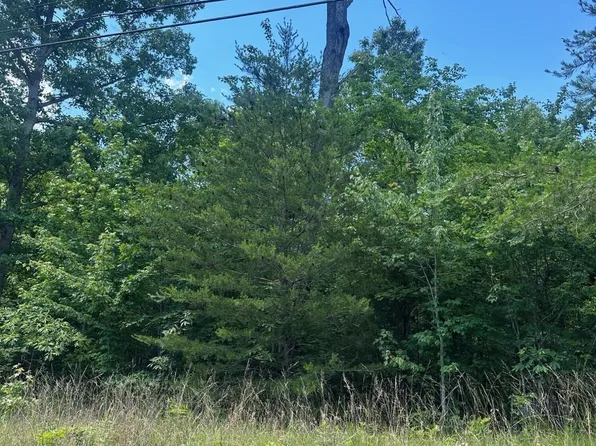 103 Chesadu Cir Unit 103, South Pittsburg, TN 37380