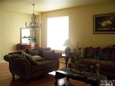 2nd image of 1854 Bridgewood Ct