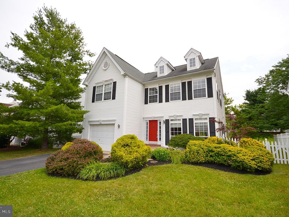 52 Cartier Dr Franklin Park NJ 08823 Zillow