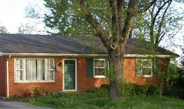 165 Newcastle St photo 1
