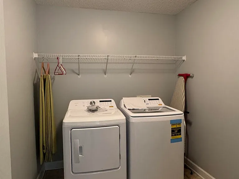 113 Vancouver Rd — Photo 6