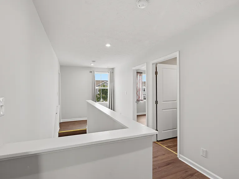 345 Campus Ln — Photo 18