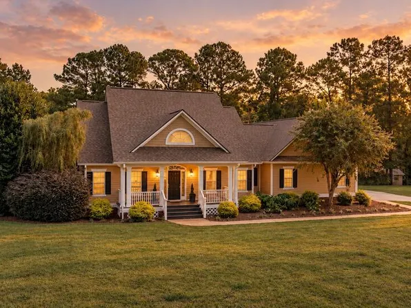 1822 Lake Arthur Dr, Cairo, GA 39827