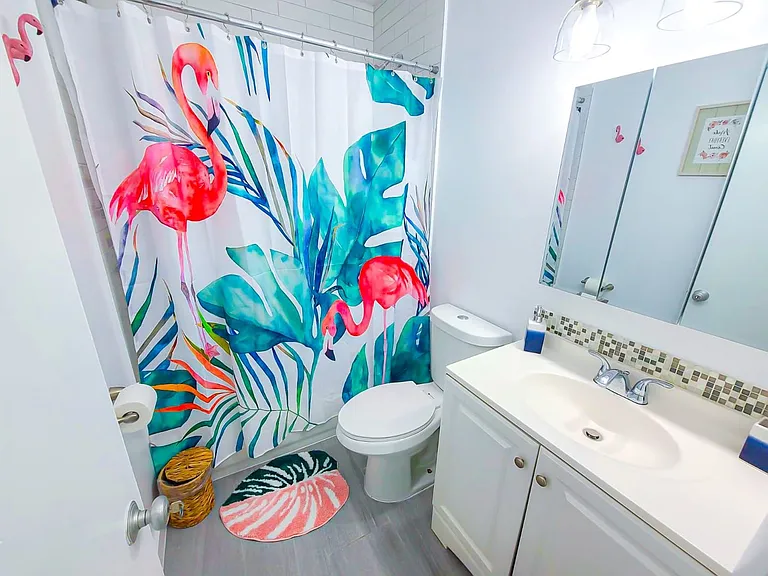 20520 NE 15th Ave — Photo 7