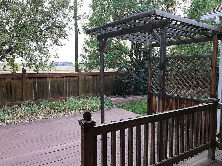 226 E River Rock Rd — Photo 37