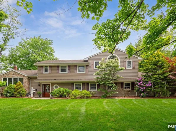 446 Victor Way, Wyckoff, NJ 07481