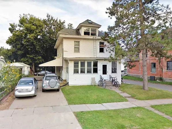 420 N Gilbert St, Iowa City, IA 52245