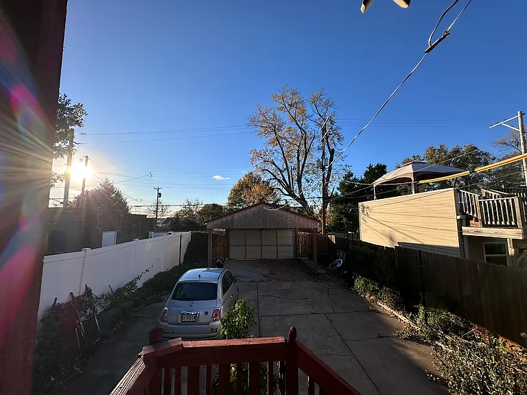 3251 Morganford Rd — Photo 28