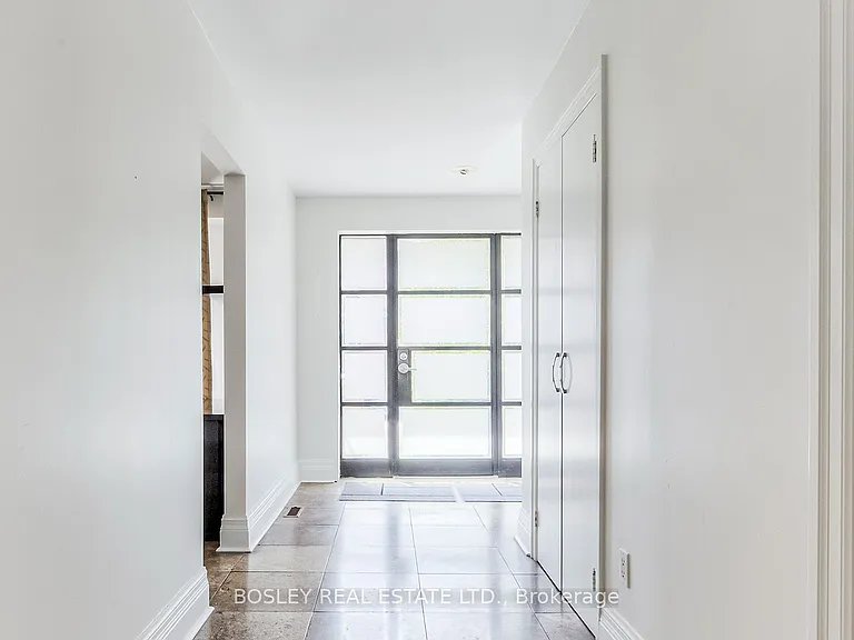 98 Sherwood Ave — Photo 19