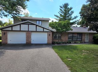 4116 Burton St SE, Kentwood, MI 49546