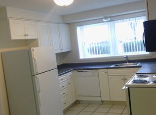65 Carter Ave APT 16, Pawtucket, RI 02861