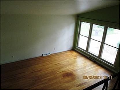 4th image of 1112 S 12th Ave