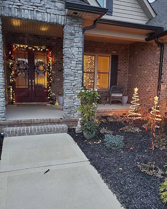 1st image of 2301 Fieldstone Dr