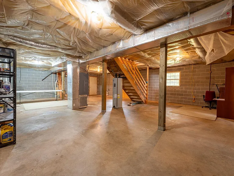 497 Sunset Dr — Photo 43