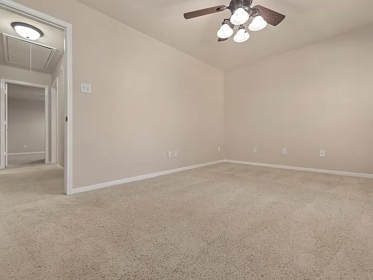 19218 Dawntreader Dr — Photo 20