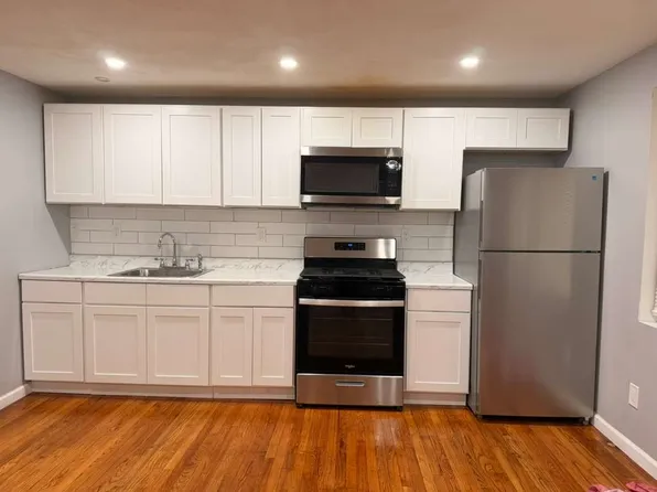 75 Hillside Ave, East Haven, CT