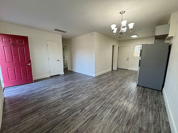 3rd image of 1401 N 35th St #12