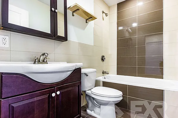 Rented by EXR | media 8