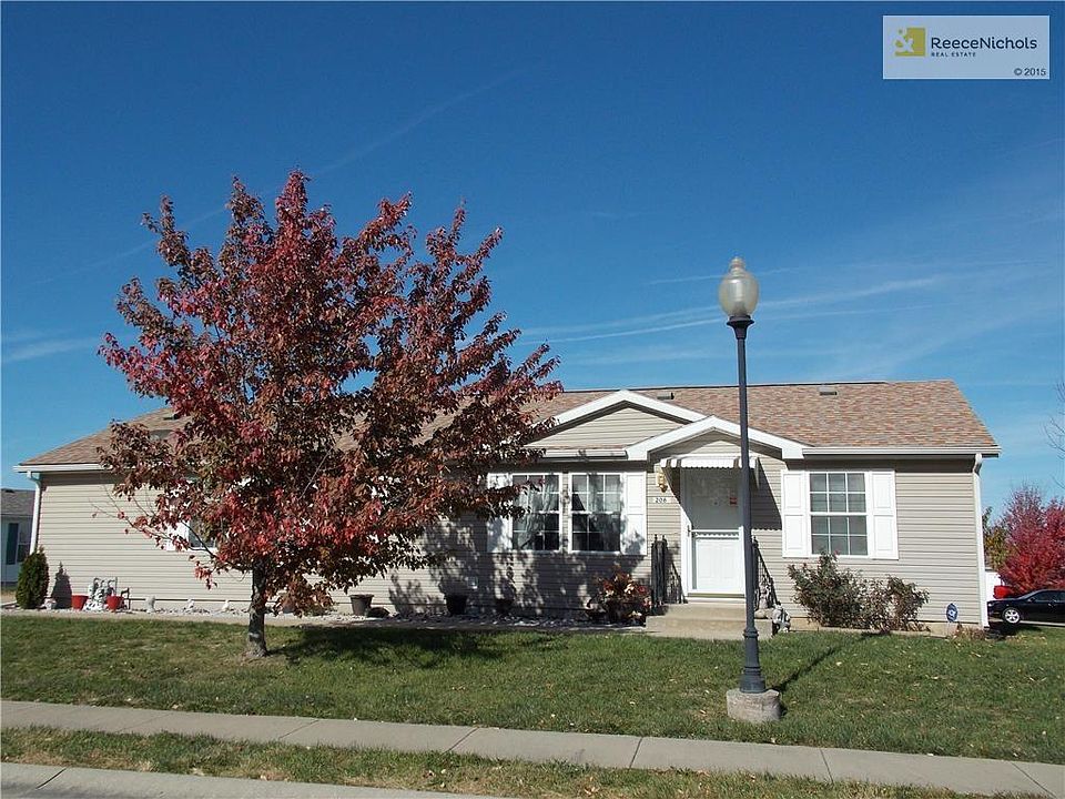 1st image of 206 NE Cottonwood St