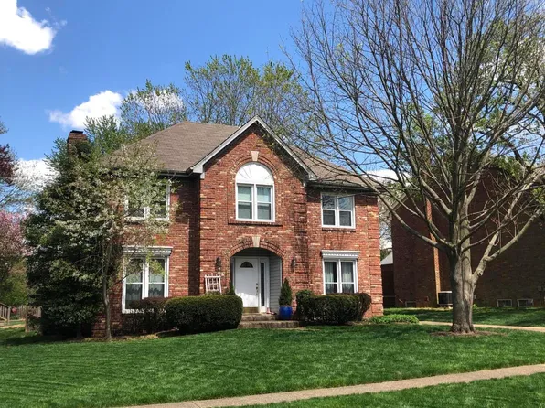 9715 Bay Hill Dr, Louisville, KY 40223