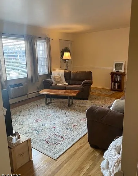 105 Pitney Pl — Photo 5
