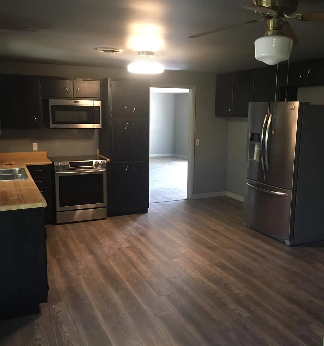 4416 Flint Ridge Rd NE — Photo 2