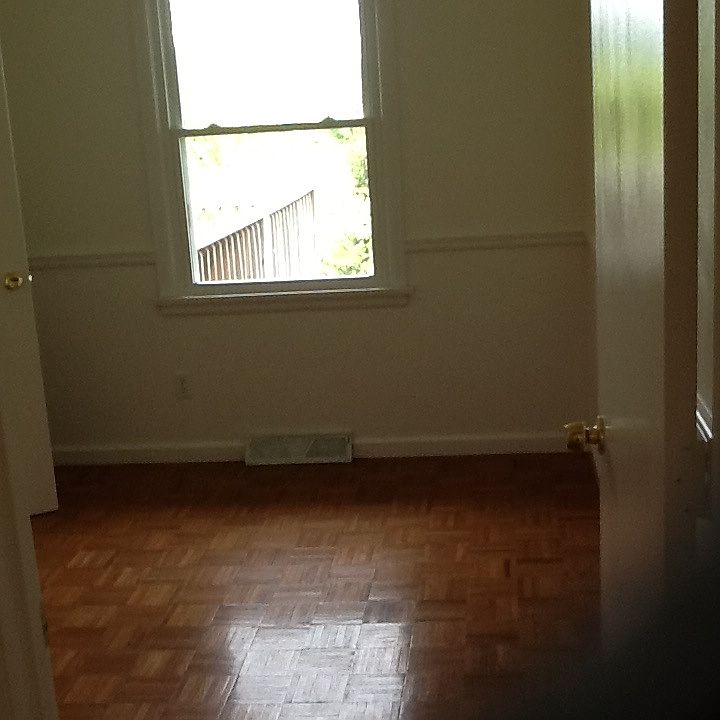 1st image of 1439 Blackwood Dr