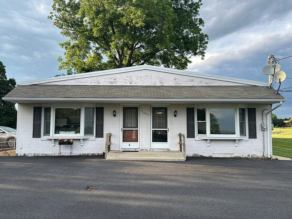 1009 Village Rd #5
