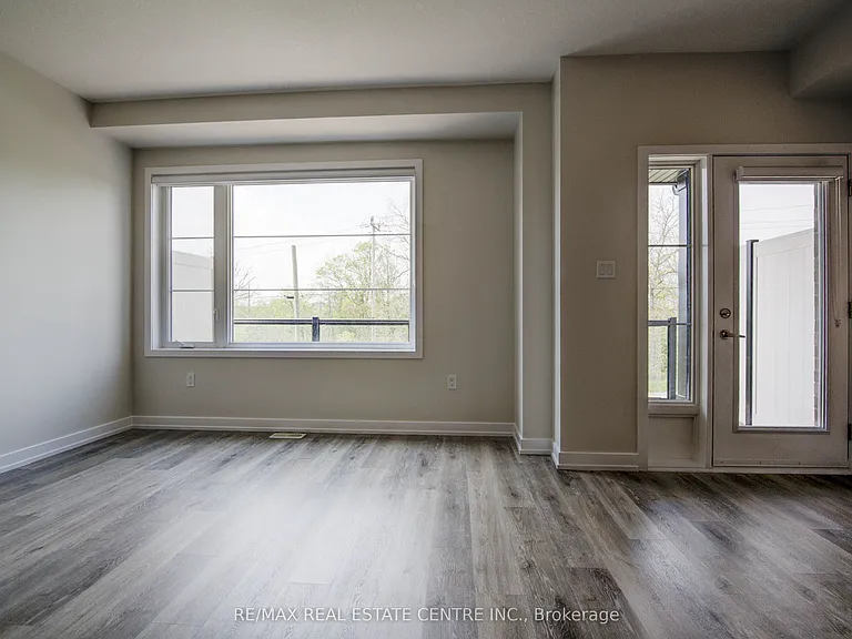350 River Rd #7 — Photo 15