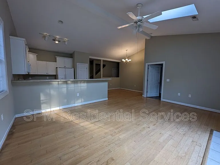 5334 Christian Dr — Photo 5