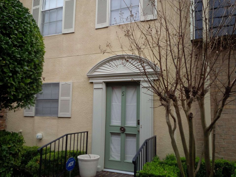 1st image of 2727 Shelby Ave