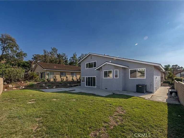 980 S Loyola Dr — Photo 50