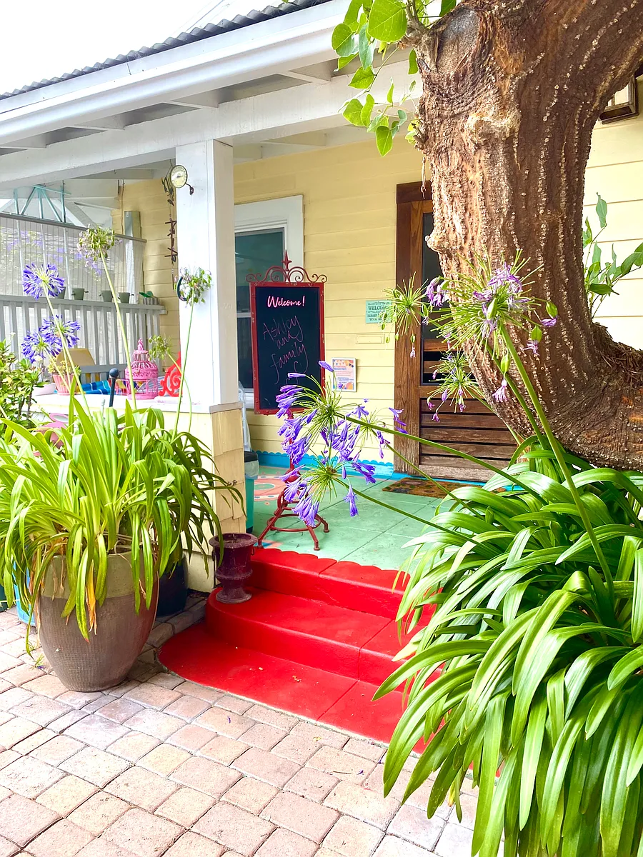 porch for surf boards/bikes. covered inside locking gate. private. safe - 3760 Arizona St