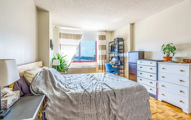Rented by Modern Spaces | media 6