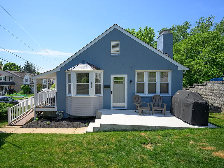 2518 Franklin Ave — Photo 22