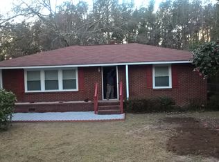 712 Meadow Cir, Sumter, SC 29150
