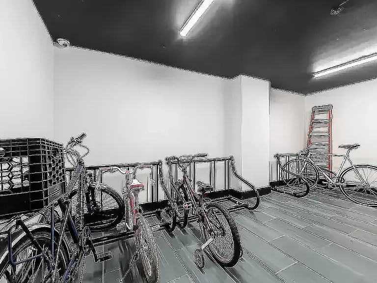282 E 32nd St #4B — Photo 12