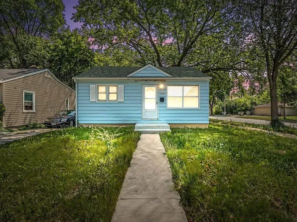 5000 N 48th STREET, Milwaukee, WI 53218