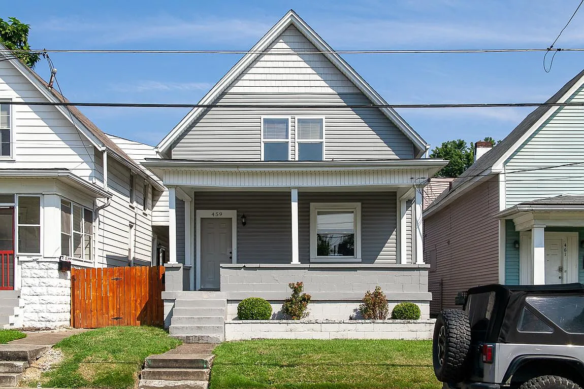 459 E Brandeis Ave — Photo 2