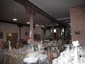 5th image of 3845 N Ravenswood Ave