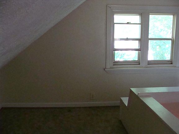 attic bedroom